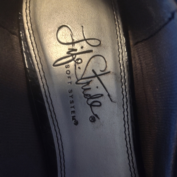 Women's loafers life stride black used size 9 - Picture 2 of 7